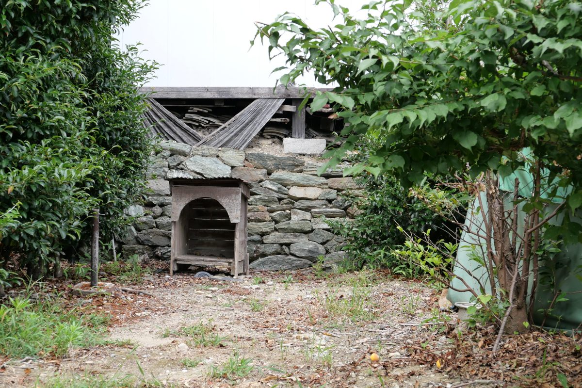和歌浦天満宮　犬小屋