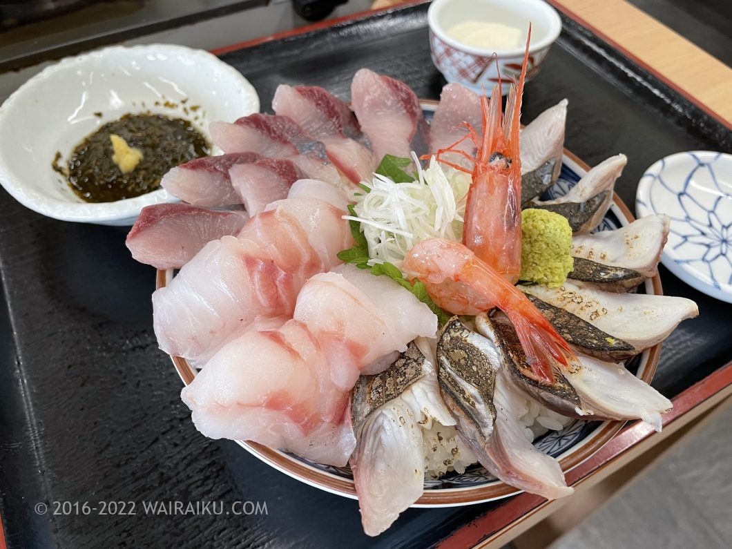 氷見漁港 朝ごはん