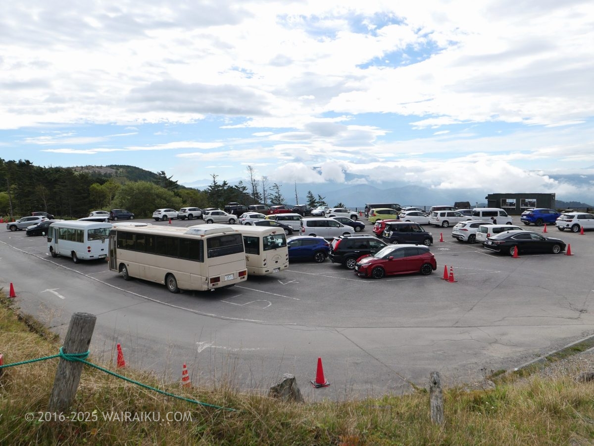 山本小屋ふる里館駐車場